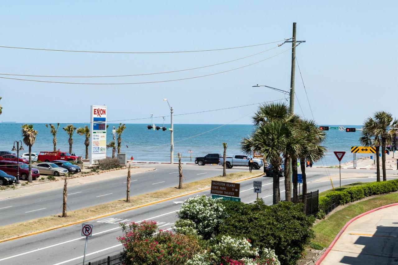 Casa Del Mar Beachfront Galveston Exterior photo